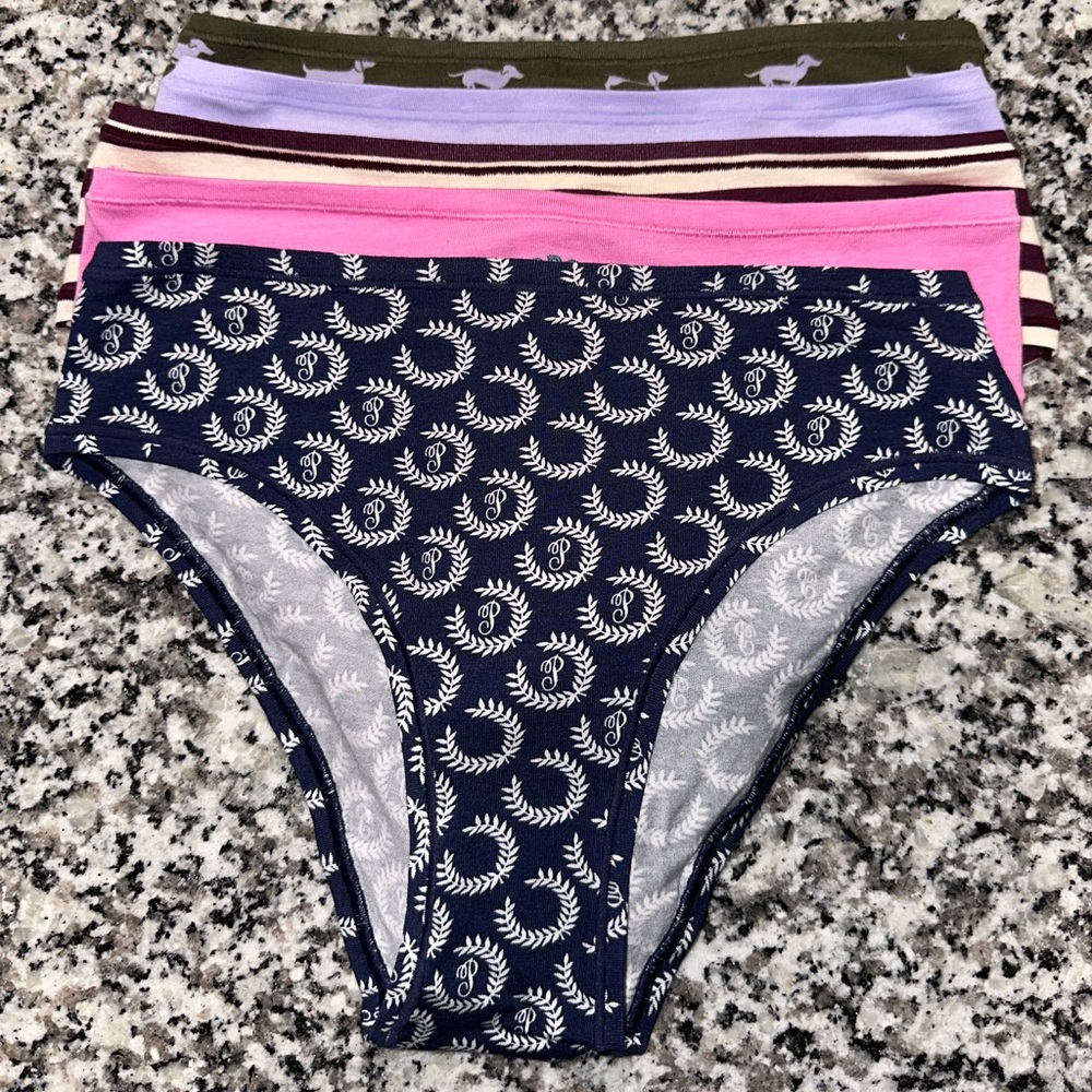 Victoria’s Secret’s Pink “5” Panty Bundle